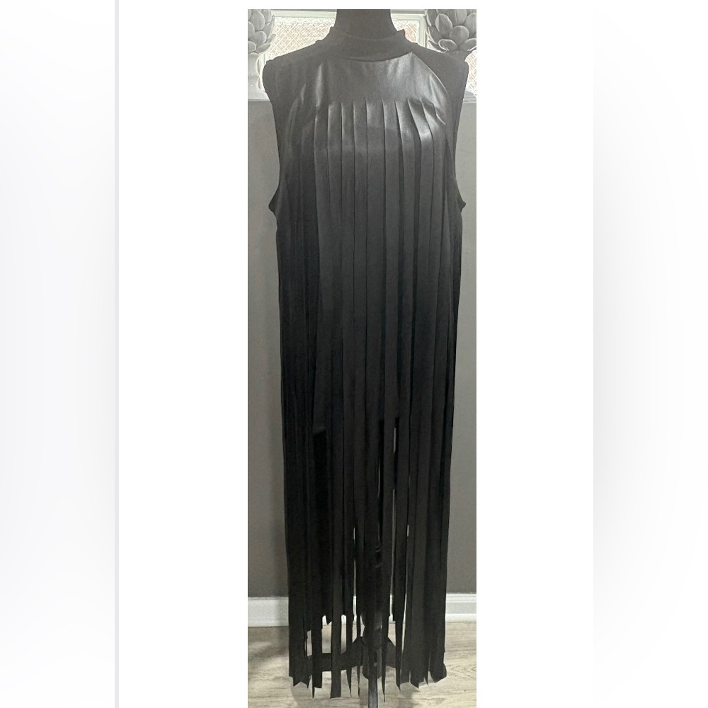 Chic Black Full Length Fringe Sleeveless Top